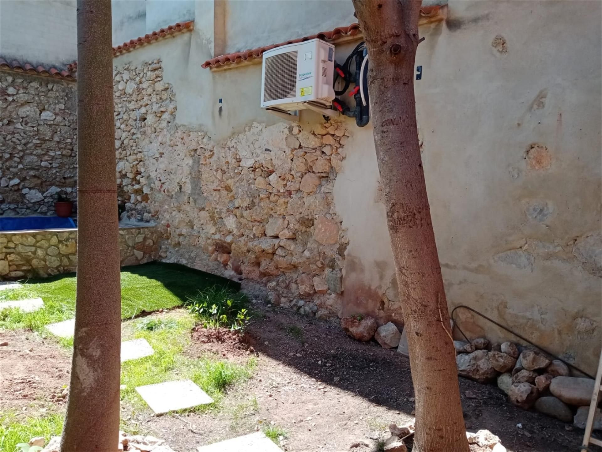 Vista exterior de Casa o xalet en venda en Castelló de Rugat amb Calefacció, Jardí privat i Terrassa