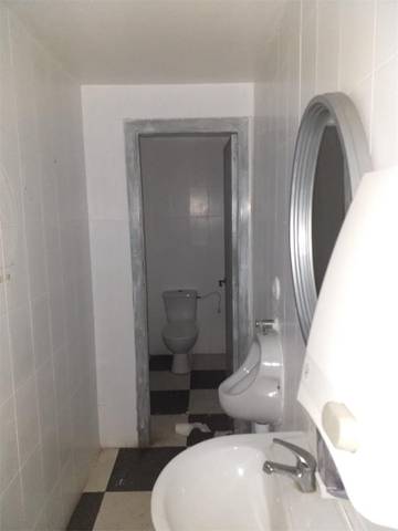 Local comercial en Alquiler en Avenida Ferrandis Salvador en Heliópolis