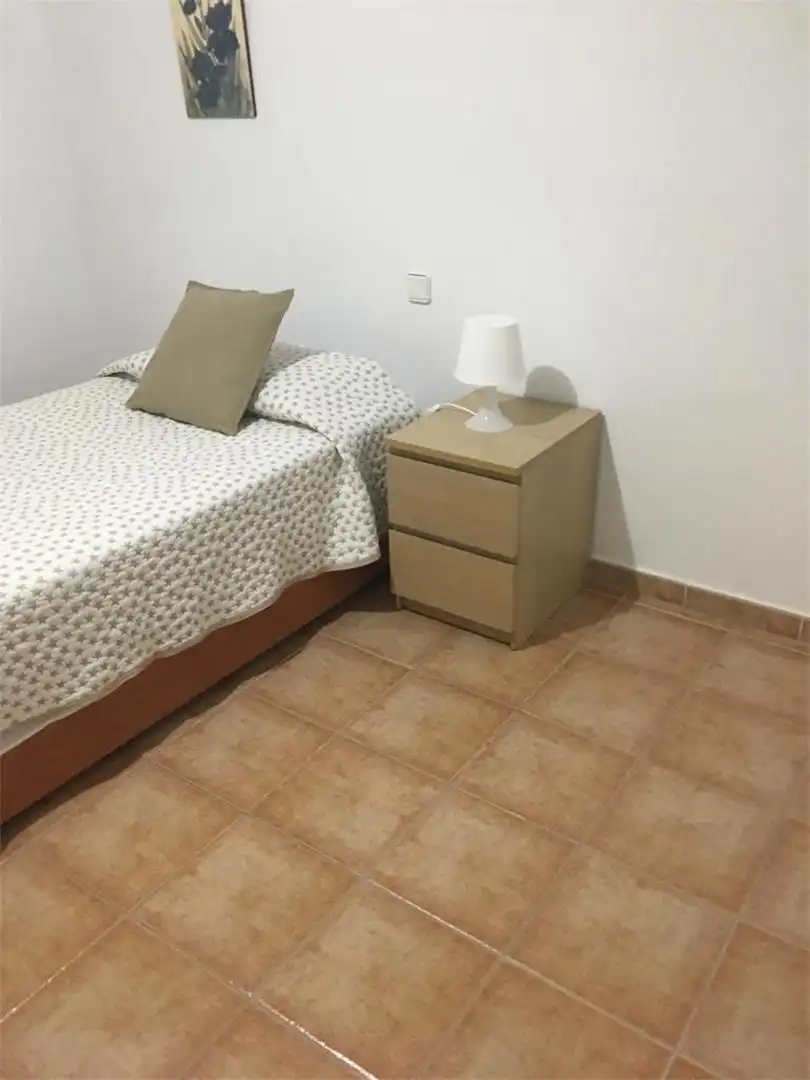 Casa adosada en venda a Calle Cable El Arrecife, El Cable Dormitori de Casa adosada en venda en Arrecife amb Aire condicionat, Jardí privat i Terrassa