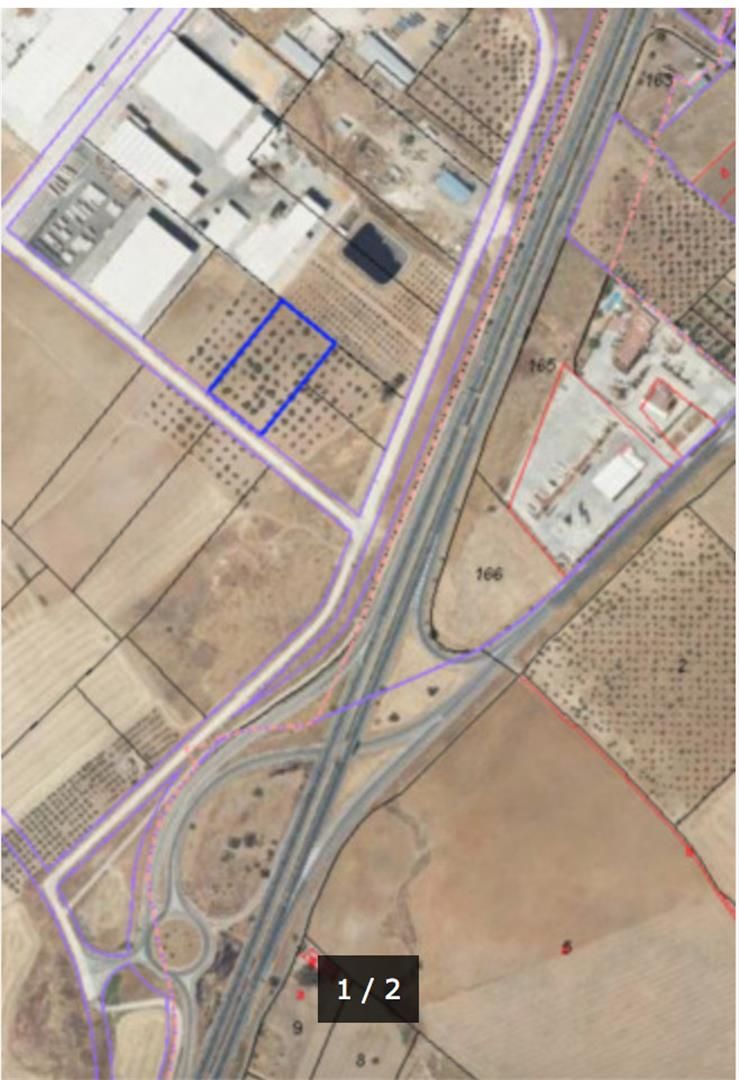 Terreny industrial en venda en La Carlota