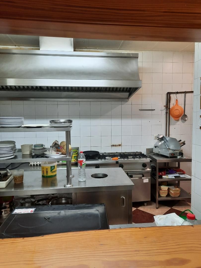 Cuina de Local en venda en L'Eliana amb Aire condicionat i Calefacció