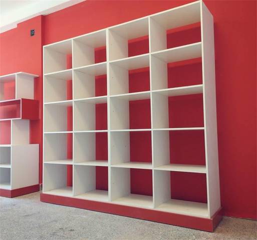 Local comercial en Alquiler en Avenida de Emilio Lemos en Colores -  Entreparques