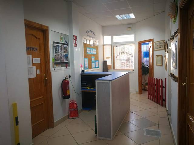 Local comercial en Alquiler en Calle Madrid, 1 en Puerto Deportivo