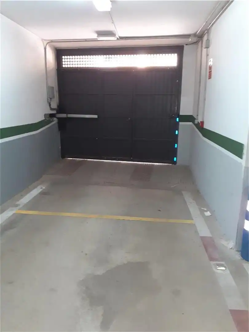 Garage for sale in Benalúa