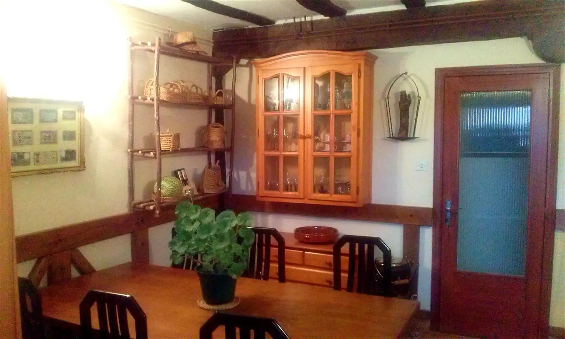 Comedor de Casa adosada en venta en Merindad de Montija con Calefacción, Jardín privado y Terraza