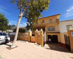 Vista exterior de Casa o xalet en venda en Almonte amb Balcó