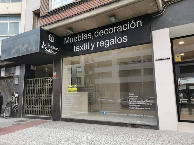 Local comercial en Alquiler en Avenida Tenor Fleta en Parque Miraflores