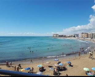 Vista exterior de Pis de lloguer en Torrevieja amb Balcó