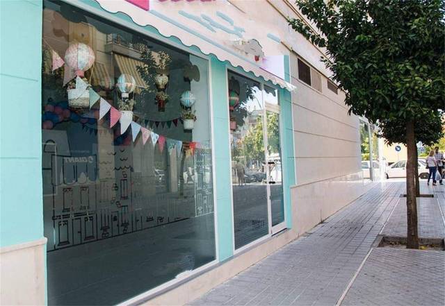 Local comercial en Alquiler en Pasaje José Flores Cámara en Ciudad Jardín - Zoco