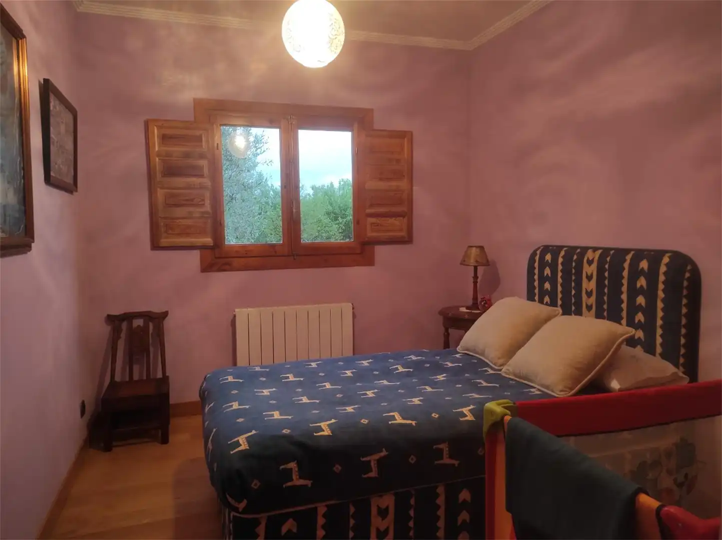 Dormitori de Casa o xalet en venda en Villarcayo de Merindad de Castilla la Vieja amb Piscina