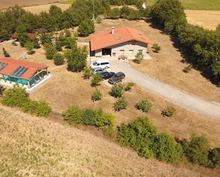 Casa o xalet en venda en Villarcayo de Merindad de Castilla la Vieja amb Calefacció, Jardí privat i Parquet