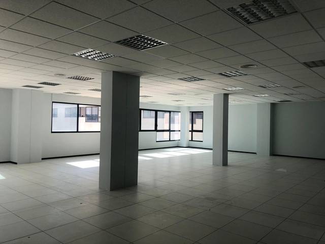 Oficina en Alquiler en Calle de Casas de Miravete en Ensanche de Vallecas - La Gavia