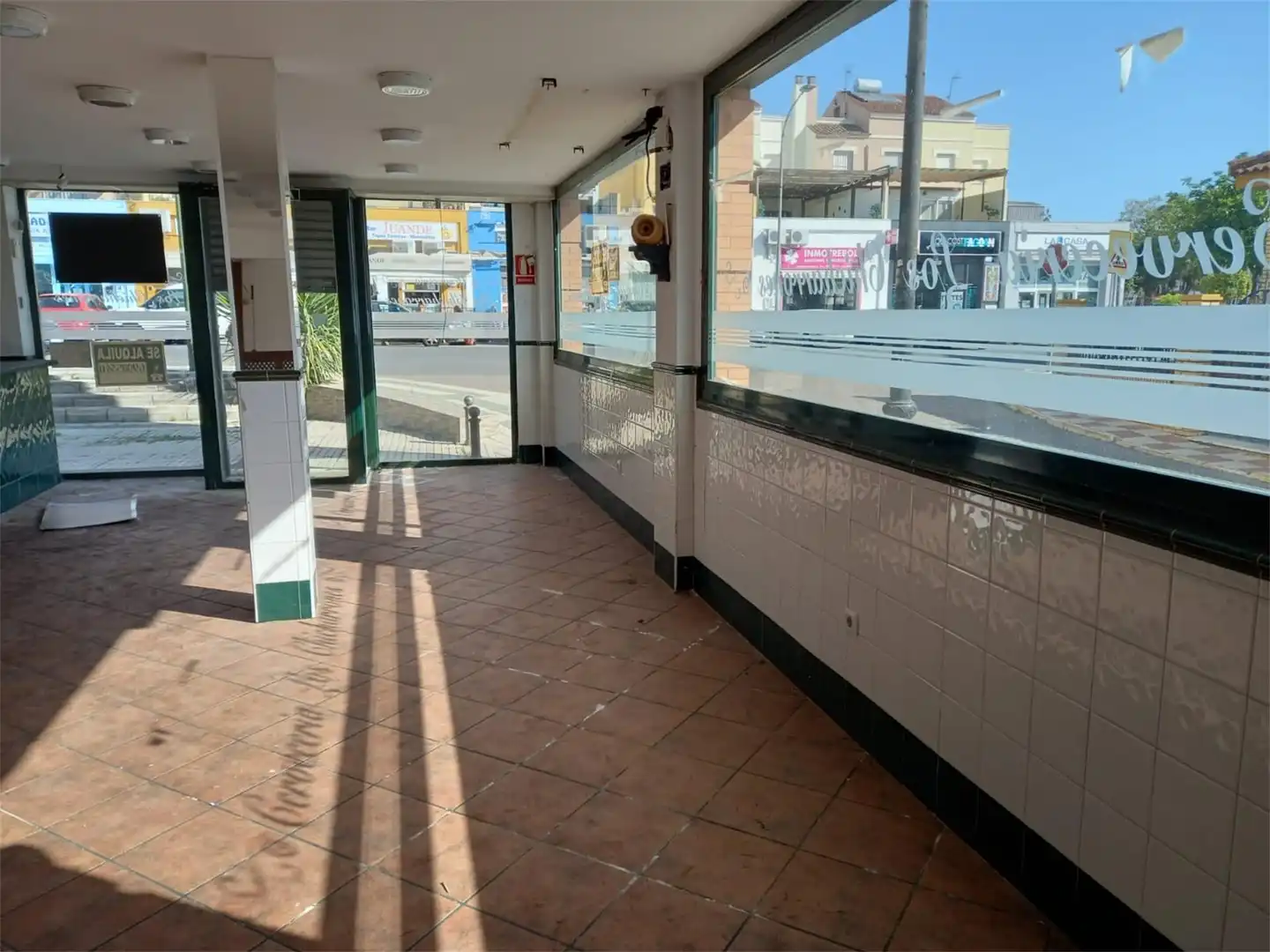 Commercial properties for rent in Bormujos