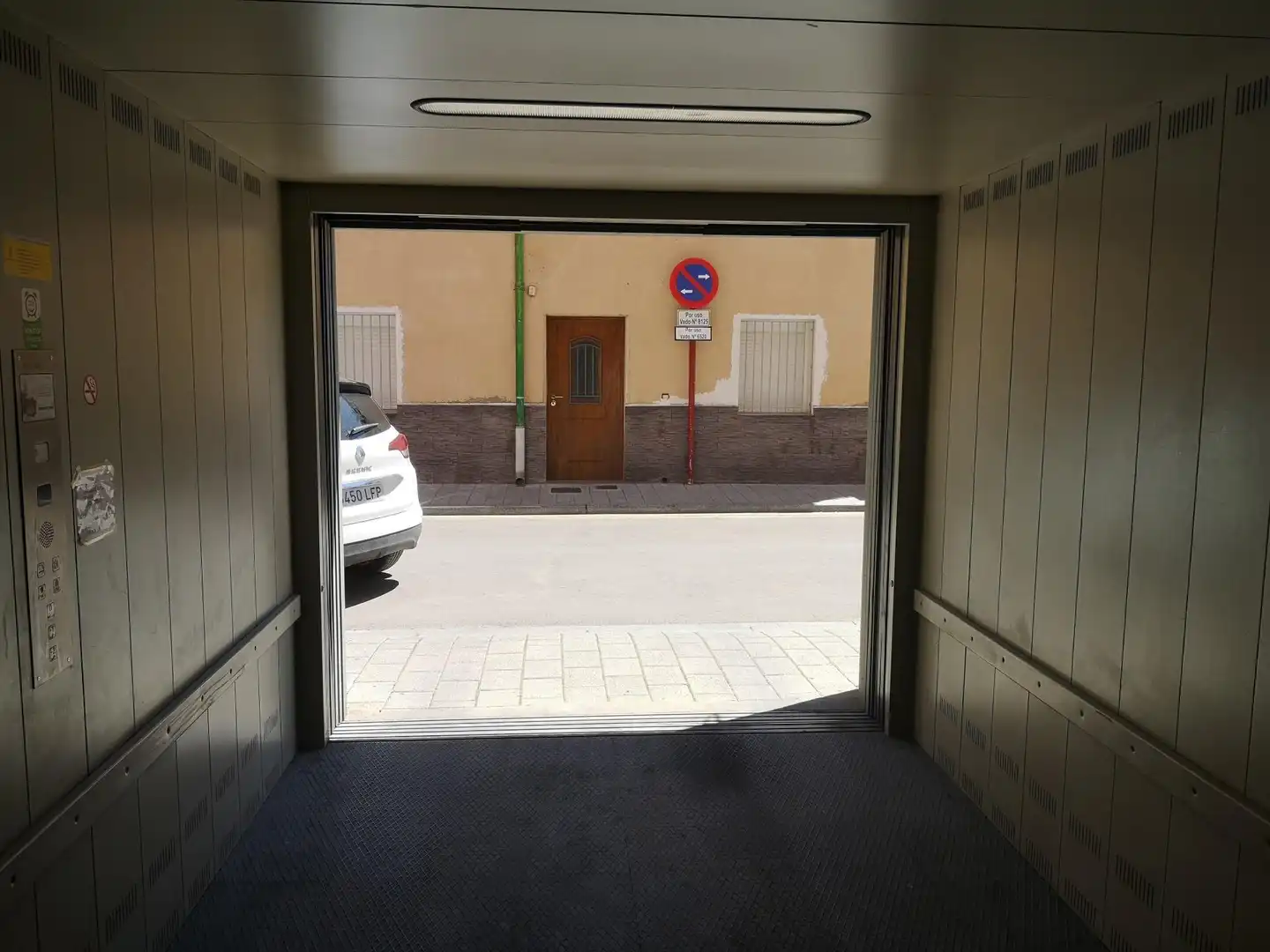 Garage for sale in Albacete