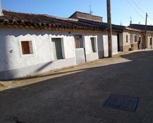 Exterior view of Single-family semi-detached for sale in Malva
