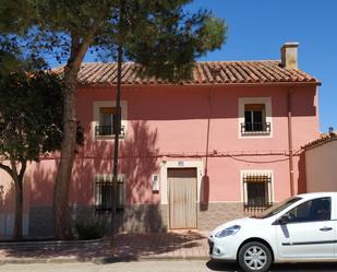 Vista exterior de Casa o xalet en venda en Montiel amb Aire condicionat