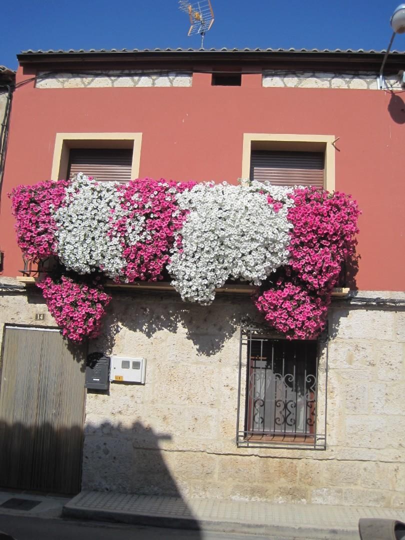 Terrassa de Casa adosada en venda en Villaescusa de Roa amb Aire condicionat, Calefacció i Moblat