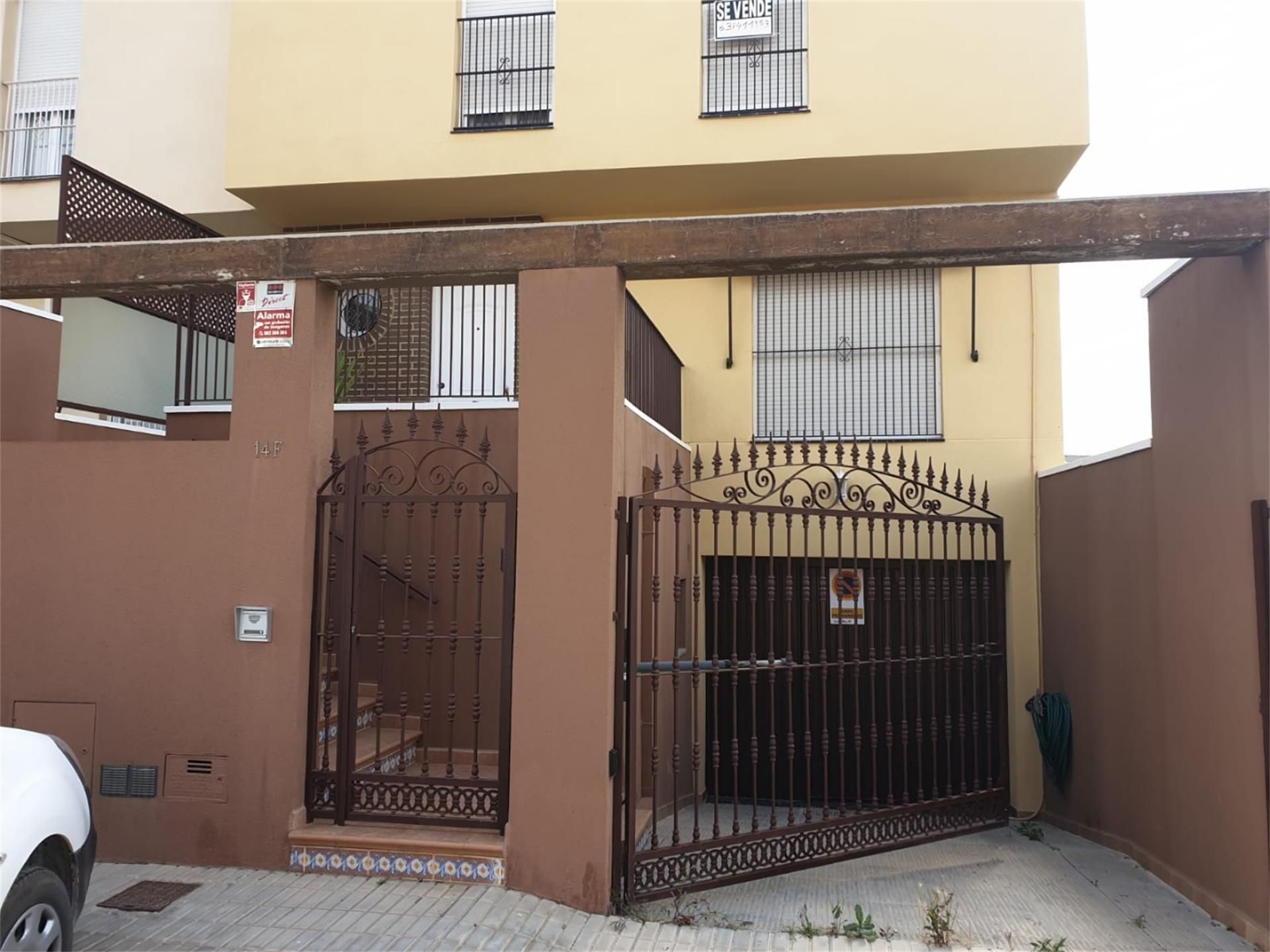 Vista exterior de Dúplex en venda en Orihuela amb Aire condicionat, Terrassa i Balcó