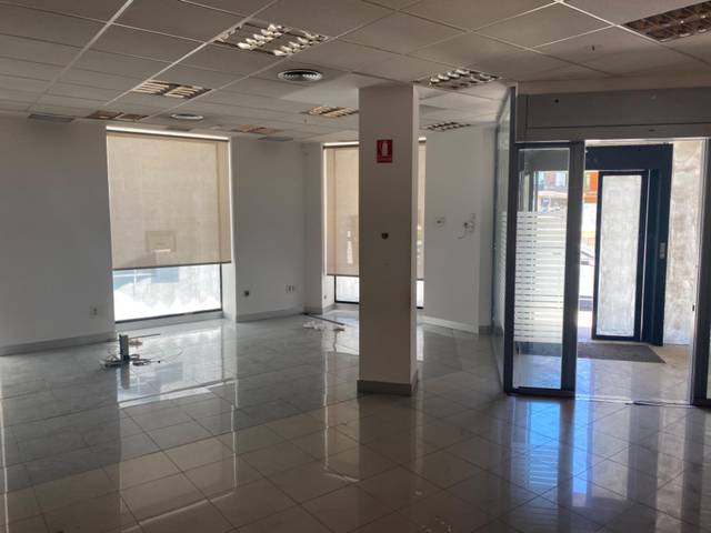 Local comercial en Alquiler en Plaza de las Fuerzas Armadas en Cehegín