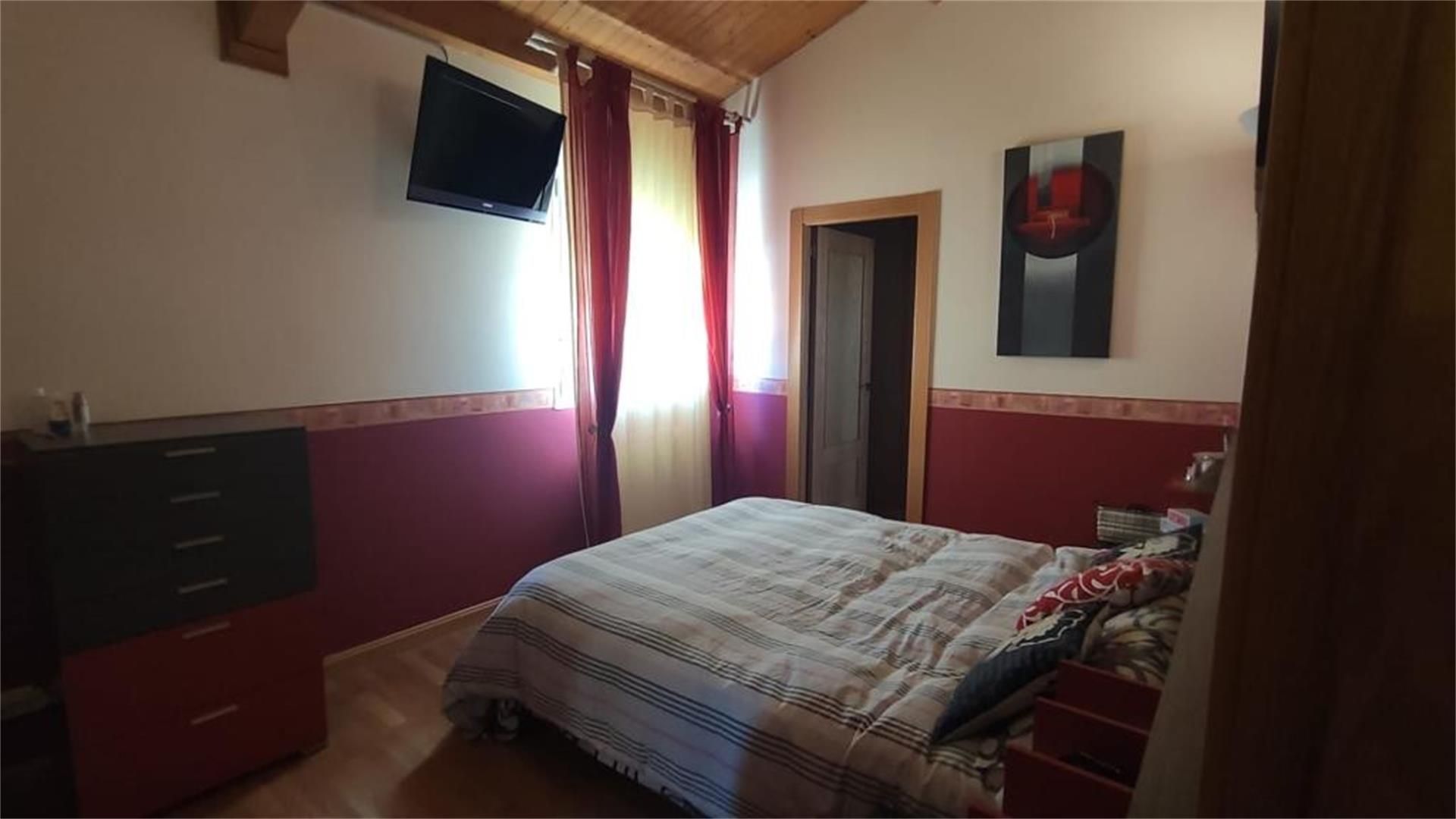Dormitori de Casa o xalet en venda en Quintanilla Vivar amb Calefacció, Jardí privat i Traster