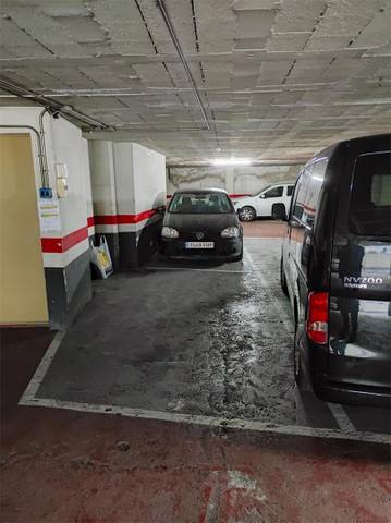 Garaje en Venta en Carrer de Gomis, 38 en Vallcarca i els Penitents