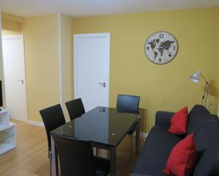 Menjador de Apartament per a compartir en  Sevilla Capital amb Aire condicionat