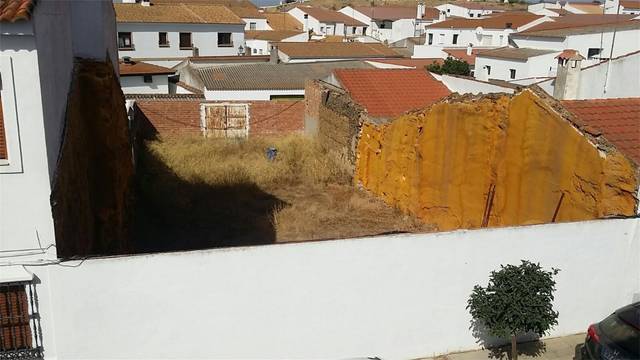 Terreno en Venta en Calle Mesones, 17 en San Silvestre de Guzmán