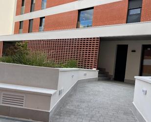 Exterior view of Flat to rent in  Madrid Capital  with Air Conditioner