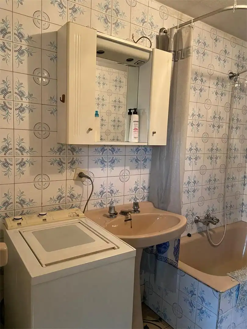 Bathroom of Office for sale in Tineo