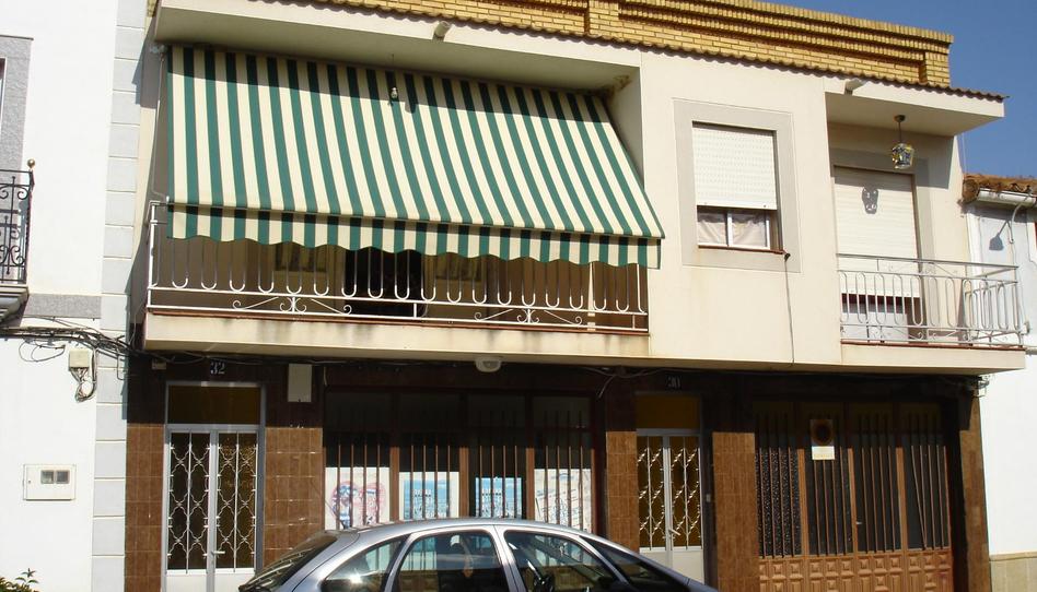 Foto 1 de Casa adosada en venta en Calle Constitución, 32, Monterrubio de la Serena, Badajoz