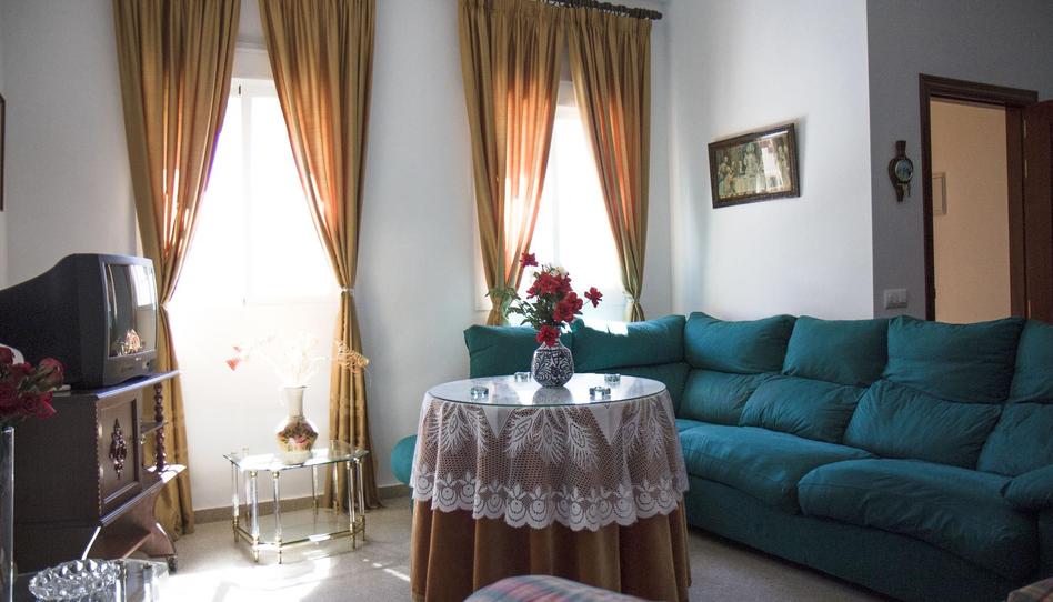 Foto 1 de Casa adosada en venda a Calle Larga, Paradas, Sevilla