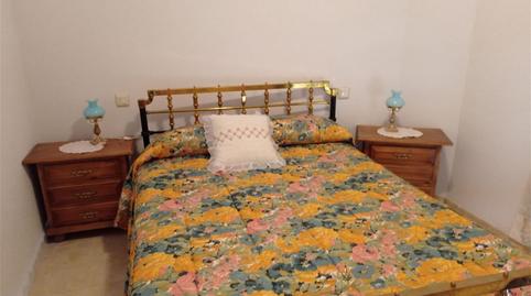 Casa adosada en venta en Calle Cuatro Calles, 22, Los Navalucillos, Toledo - imagen 4 Foto 4 de Casa adosada en venta en Calle Cuatro Calles, 22, Los Navalucillos, Toledo