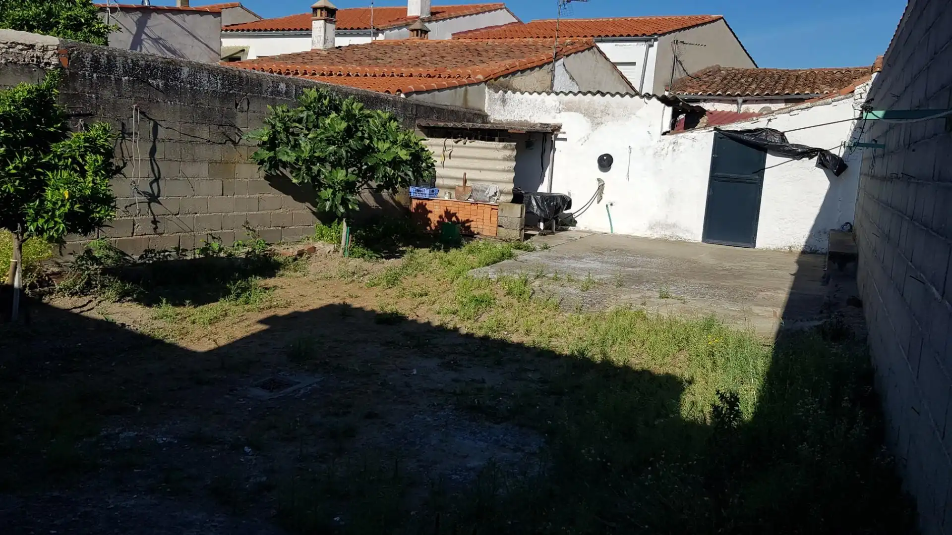 Detached homes for sale in Almoharín  with Private garden, Terrace and Washing machine