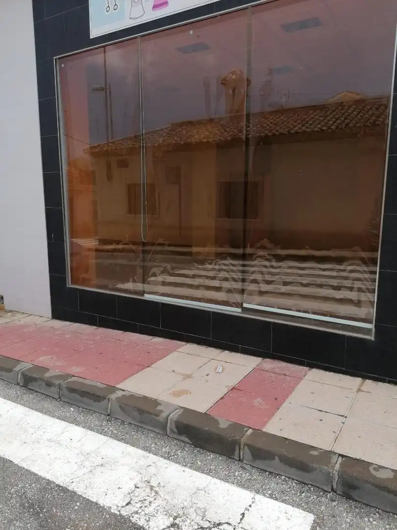 Local de alquiler en Murcia con Aire acondicionado
