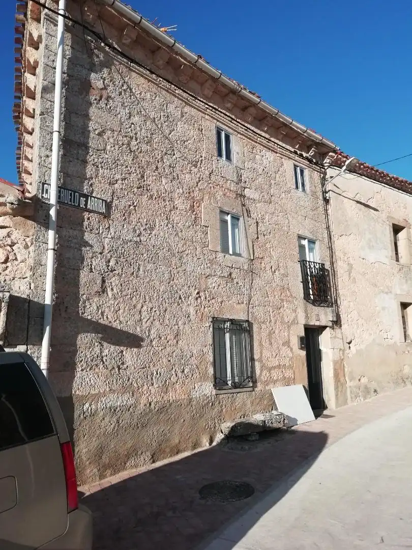 Exterior view of Detached homes for sale in Cilleruelo de Arriba