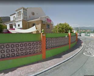 Vista exterior de Casa o xalet en venda en Alhaurín de la Torre amb Aire condicionat, Terrassa i Piscina