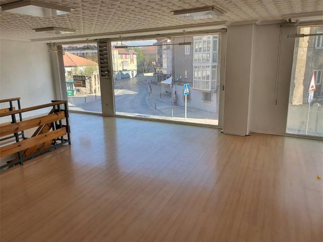 Local comercial en Alquiler en Calle Peligros en Reinosa