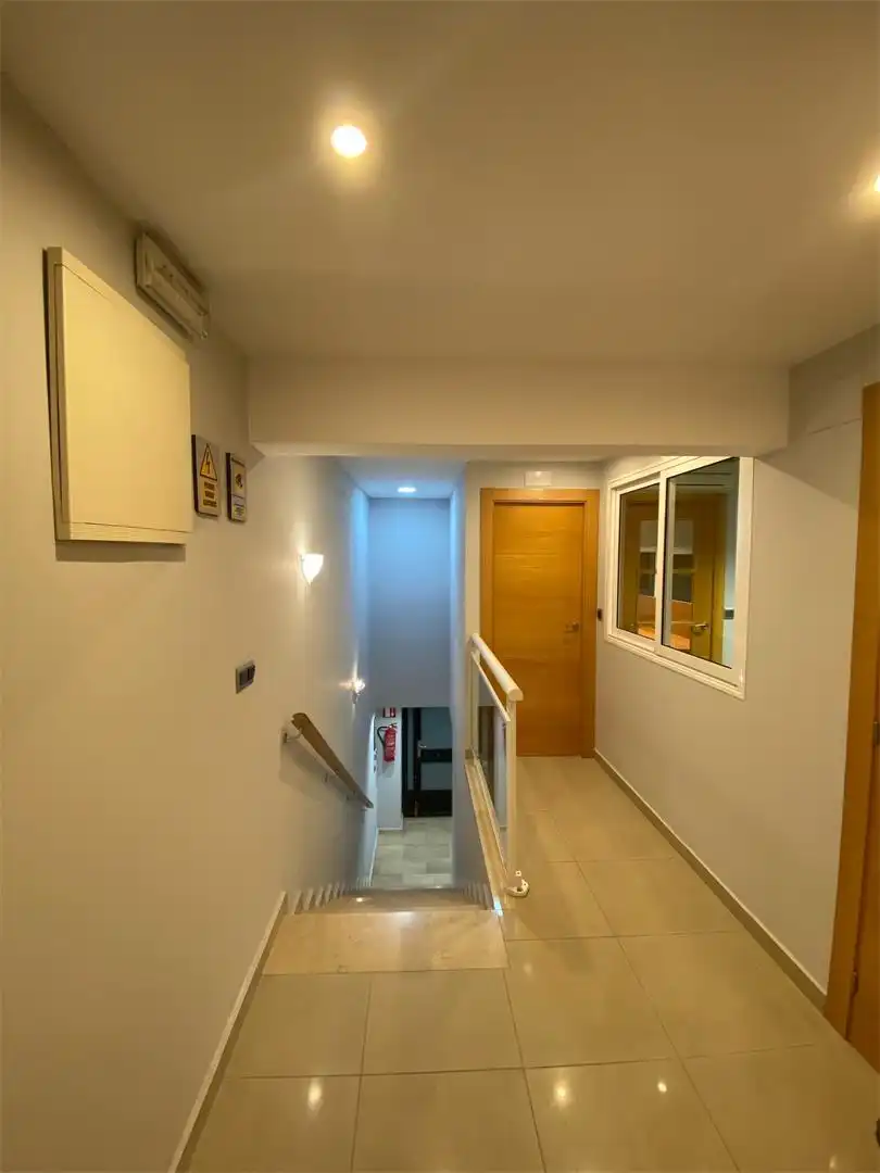 Oficina de lloguer a Calle Escoto, 33, Los Ángeles Oficina de lloguer en Alicante / Alacant