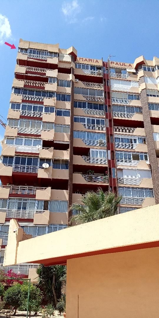 Vista exterior de Àtic en venda en Benidorm amb Aire condicionat, Rentadora i Aparcament comunitari
