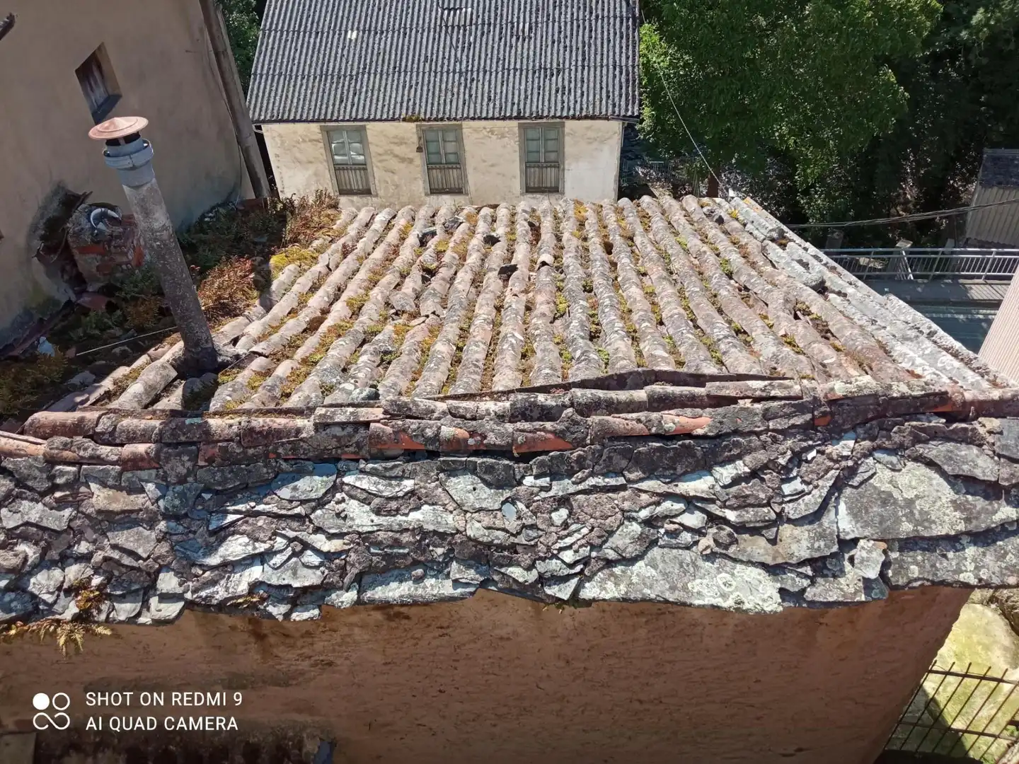 Vista exterior de Piso en venta en Cangas del Narcea con Trastero y Balcón