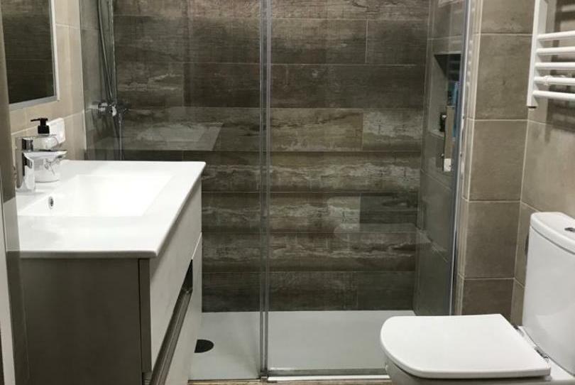 Foto 1 de Dúplex en venda a Carrer de Valentí Almirall, 2, Roc Blanc, Barcelona