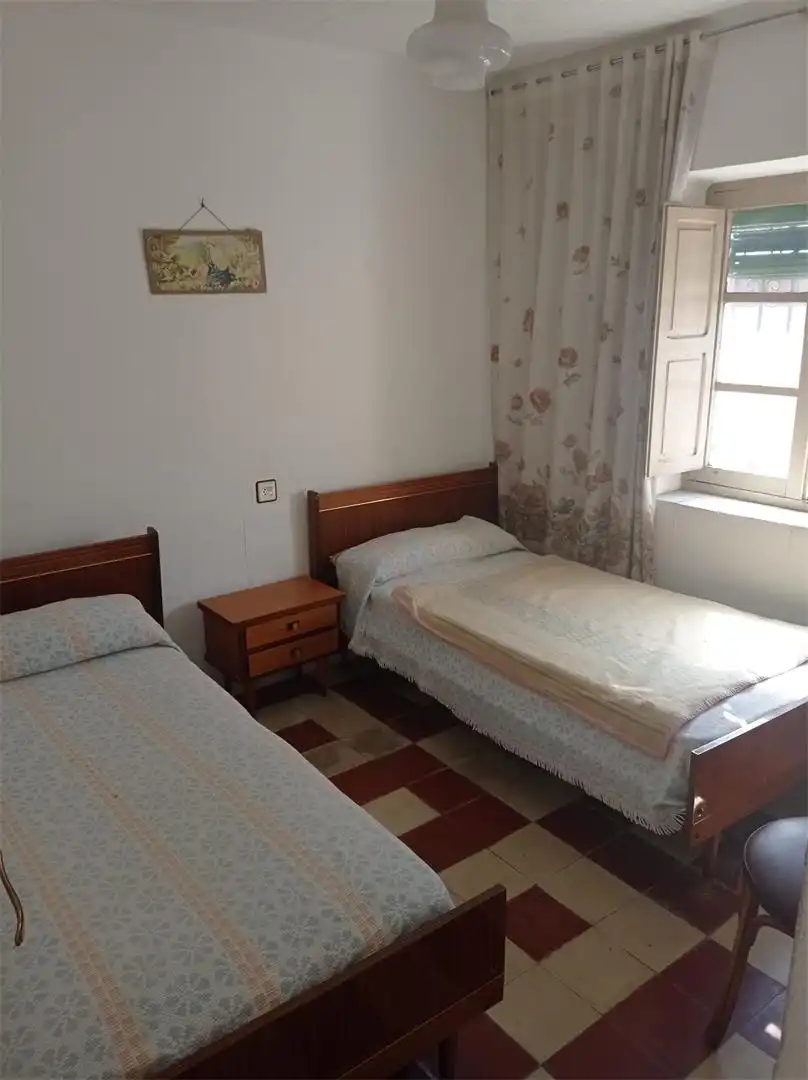 Habitación de Planta baja en venta en La Fuente de San Esteban  con Jardín privado y Amueblado