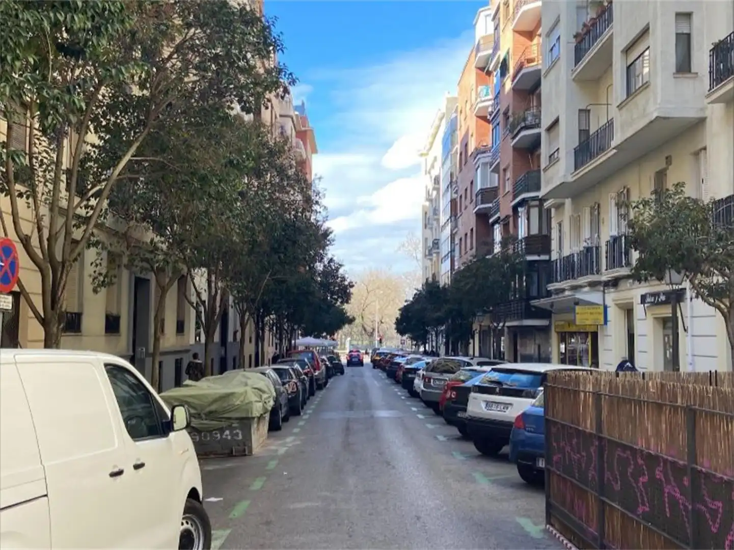 Exterior view of Office for rent in Cuenca