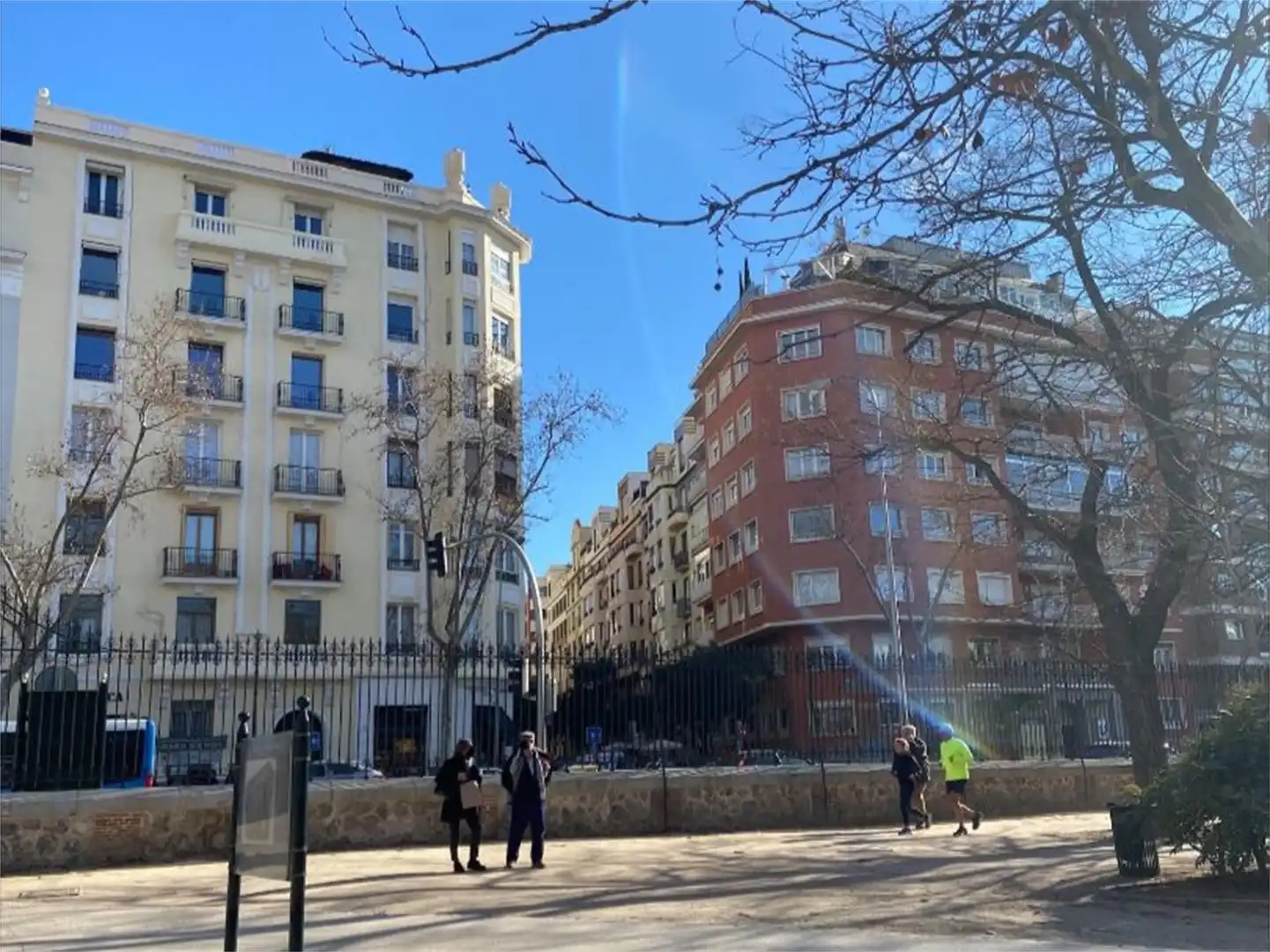 Exterior view of Office for rent in Cuenca