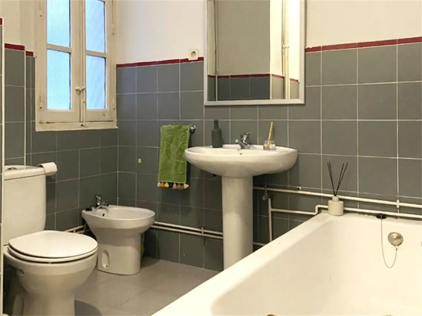 Bathroom of Office for rent in Cuenca