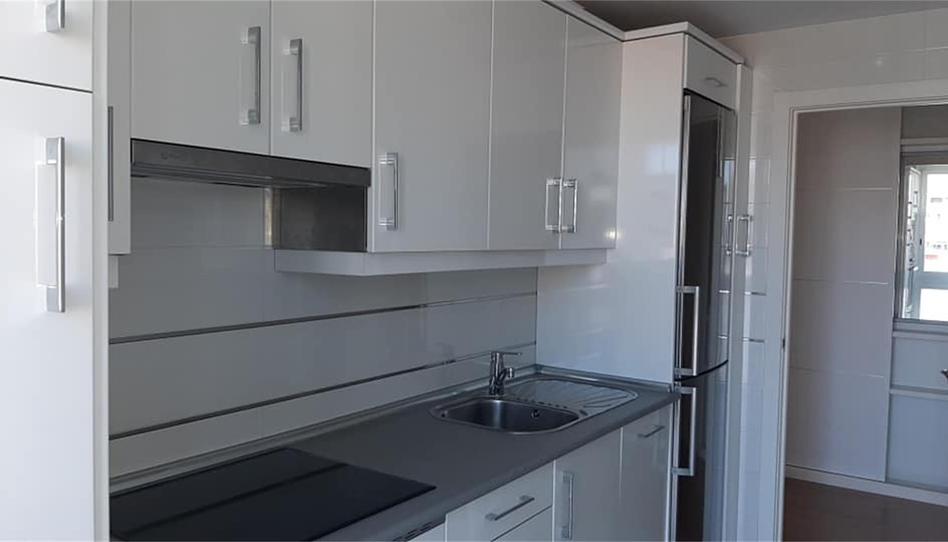 Flat to rent in Calle de Uruguay, 15, Hispanoamérica - Bernabéu, Madrid - image 1 Photo 1 of Flat to rent in Calle de Uruguay, 15, Hispanoamérica - Bernabéu, Madrid