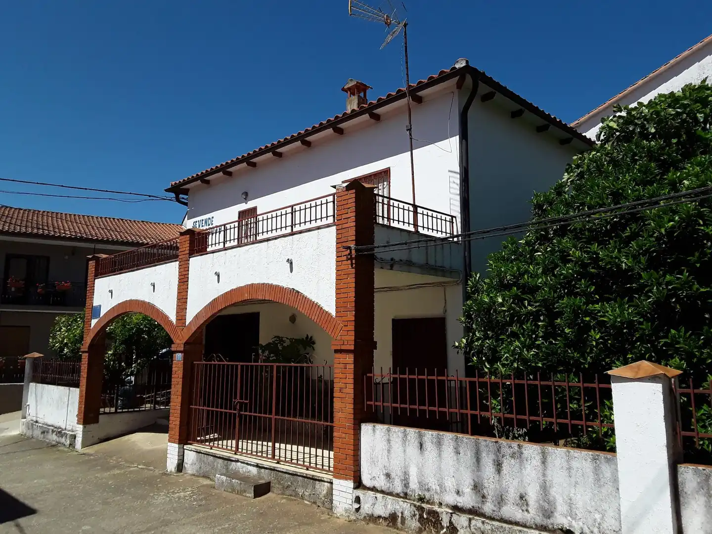 Exterior view of Houses for sale in Valverde del Fresno  with Private garden, Terrace and Furnished