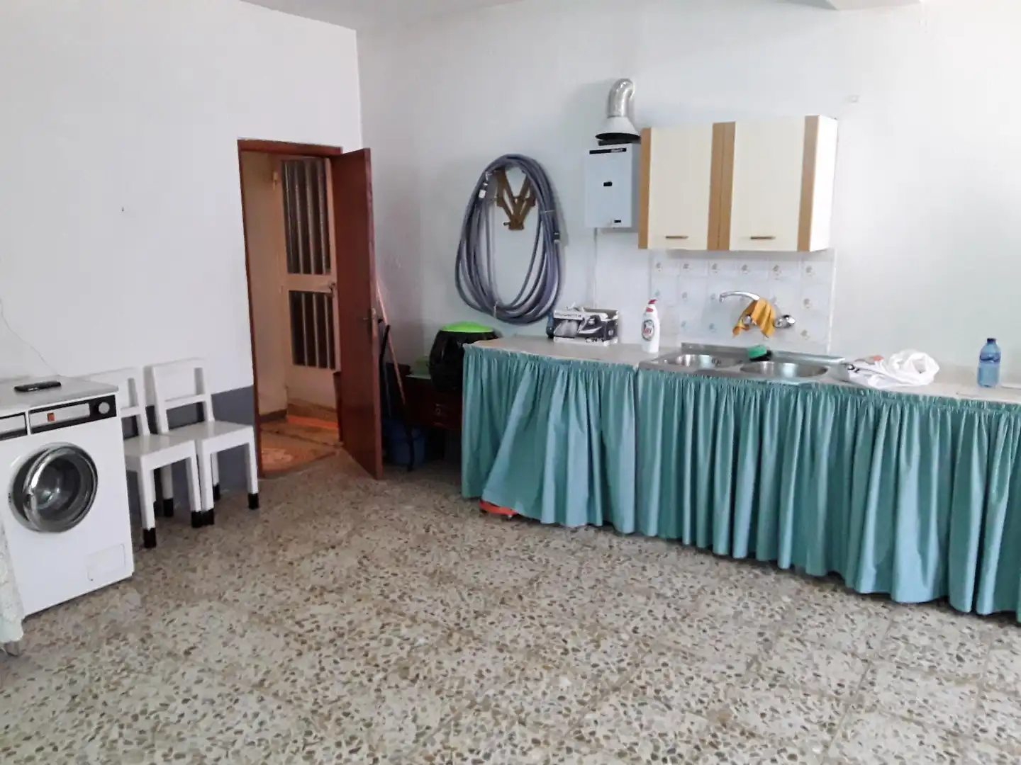 Kitchen of Houses for sale in Valverde del Fresno  with Private garden, Terrace and Furnished