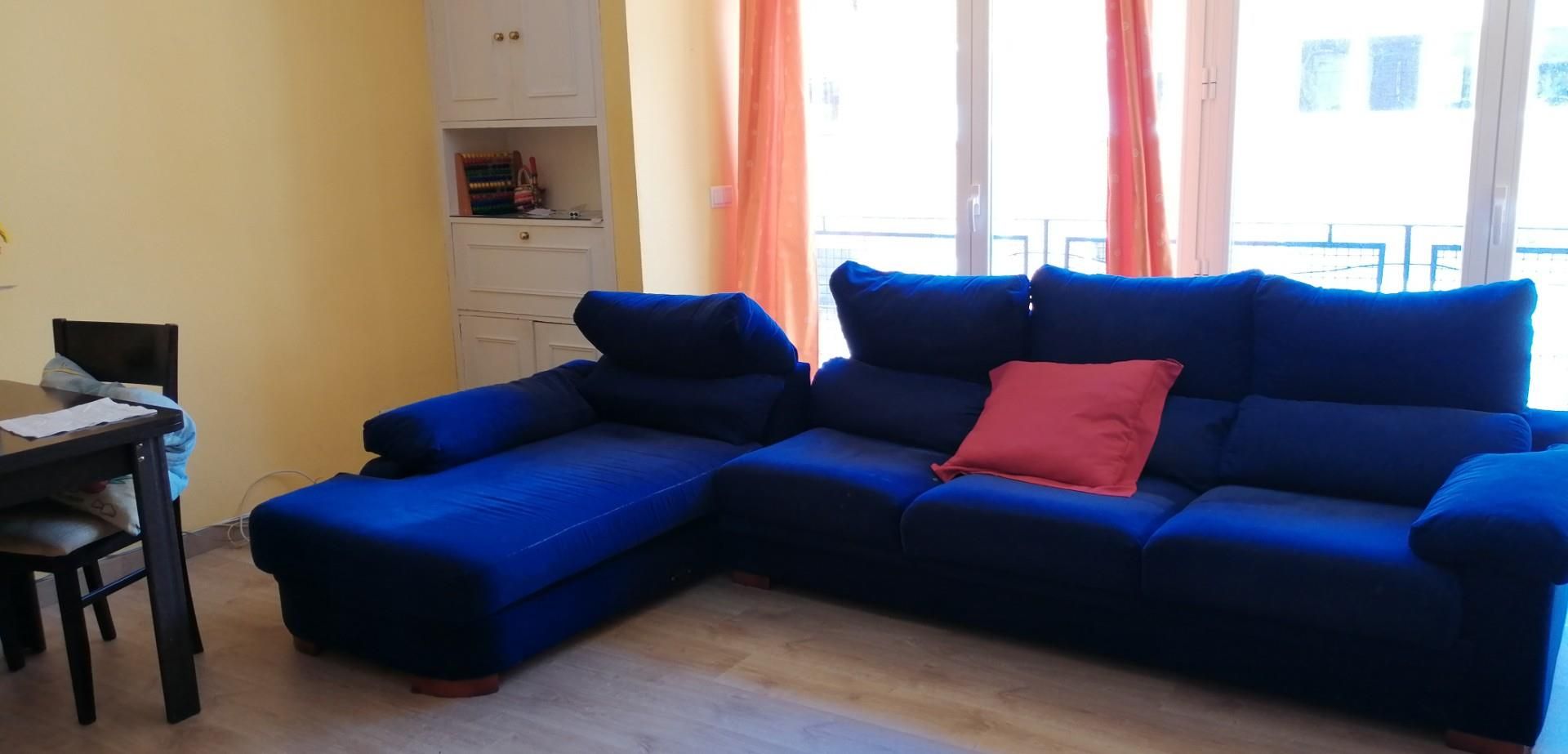 Sala d'estar de Pis en venda en Valladolid Capital amb Calefacció, Parquet i Forn