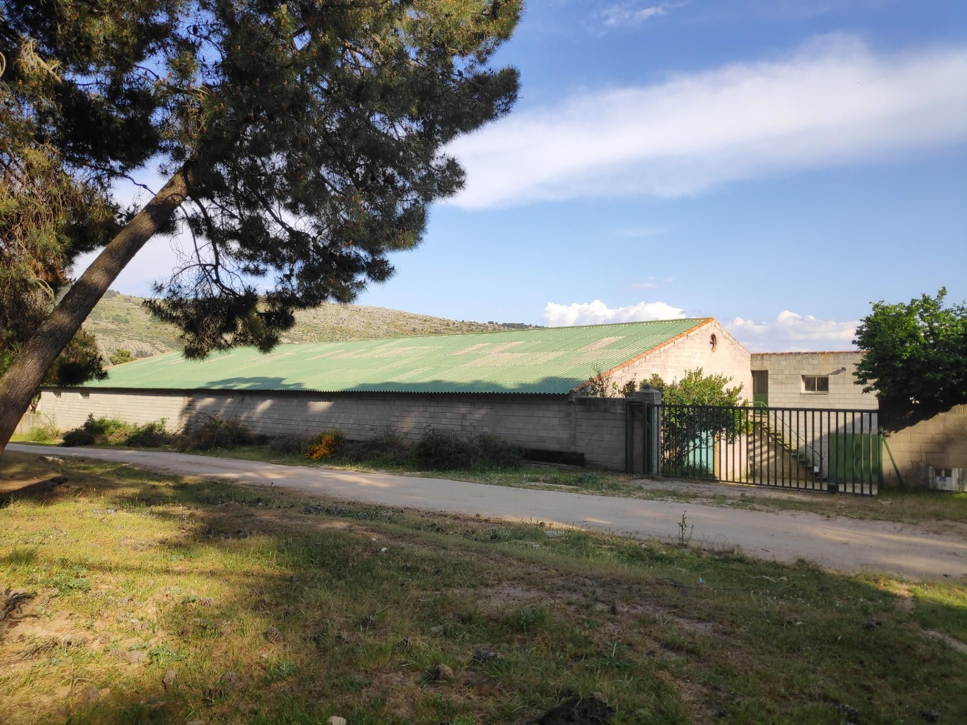 Vista exterior de Oficina de lloguer en Las Navas del Marqués 